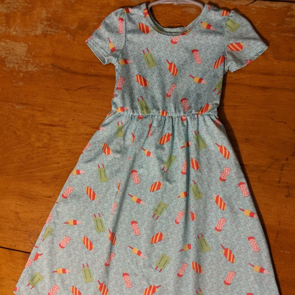 Dot dot smile dress